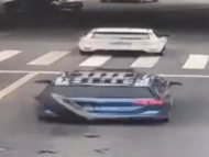货车轮胎在芜湖脱落砸中小轿车 司机不知情竟一路开到南京