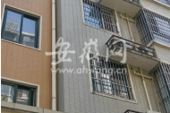 合肥一小區2歲幼童凌晨墜樓  鄰居：夜里曾聽到樓上傳來爭吵聲
