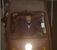 岳西肇事逃逸的男子自首