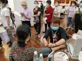 新华社：两地现多名本土确诊病例传递什么信号？