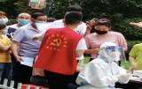 城南镇社区矫正对象积极参与疫情防控