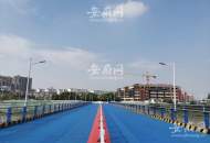  5月23日凌晨，合肥市巢湖路橋東側新建鋼便橋正式放行