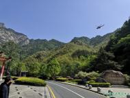航空滅火救援直升機(jī)首次試飛黃山之巔
