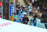 老人跌倒致頭部出血 疫苗接種點護士緊急施救