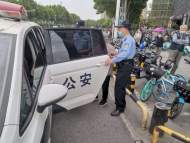 耄耋老人鬧矛盾離家出走 合肥民警耐心勸回