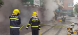 芜湖一炸鸡店清晨突然起火  所幸未造成人员伤亡