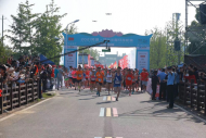 蕪湖灣沚半程馬拉松火熱開賽 5000名選手激情奔跑