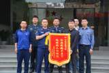 货车高速起火 泗县消防紧急扑救