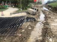 居民質疑：長豐一小區大門和圍墻為何深夜遭拆毀？國土部門回應