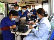 公交車加急改裝 兩臺移動疫苗接種車在合肥包河“上崗”