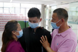 骨肉失散23年重逢，警方对男童当年被谁抱走开展调查