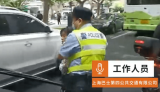 上海一大妈坐公交拒戴口罩自称是美国人，结局大快人心！ 