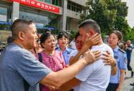 31年前兒子涇縣走失  父母警方多省尋找不獲   近日終獲團圓