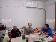 淮南男子無償照顧鄰居10年續：好心人為蘇家裝上空調和扶手