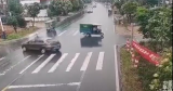 阜阳：急打方向  轿车180度旋转撞上三轮车