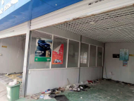 擅自搭建鋼板房做店面 合肥經開區一汽車銷售3S店被拆  