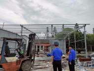 合肥一廢棄小學操場“長”出十余處違建    拆除面積約1400平方米