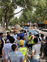 六安市政处牵头城区地下线缆产权单位召开现场安全对接会