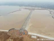 淠河六安市城南水利樞紐工程順利實現過流  水下工程正式通水