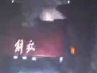 宿州：两货车遮挡号牌 交警布控查处