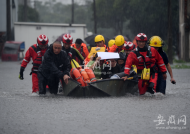 突降暴雨 ，合肥消防緊急疏散63人
