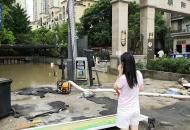 淮南兩小區地下車庫被淹　幾十輛車仍泡在車庫