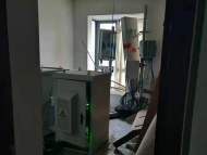 合肥一小區居民樓內“嗡嗡嗡”聲竟發自滿屋的基站設施 相關部門介入