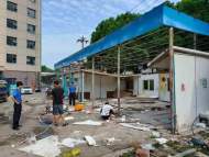 合肥西一環府臺酒店院內1000平方米違建被拆除