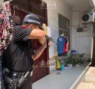 百余斤重发狂藏獒闯入村民家中  萧县民警开枪将其击毙
