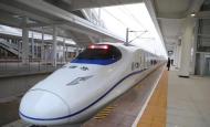 受臺風“煙花”影響，所有方向至上海高鐵列車陸續停運