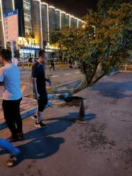合肥蒙城路綠化帶塌陷續：29日凌晨又有小范圍塌陷 