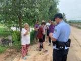 老人外出寻找老伴迷路 萧县民警及时救助送回家
