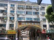 直擊蘇州酒店輔房坍塌事故｜目擊者：轟的一聲就塌下來了