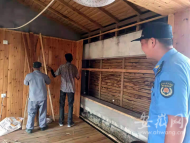 合肥濱湖歷時最久的違建拆除有了結果 塘溪津門小區兩違建房終被拆
