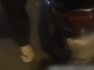 合肥：小伙半夜騎車上高架 用毛巾遮擋號牌