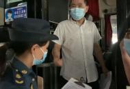 交通執(zhí)法隊筑起合肥南站“防疫墻”
