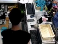 蕪湖一男子沉迷網絡賭博 光天化日入室盜竊