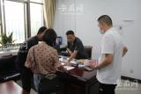为撤“黑名单” ， 六安一被执行人当场还款40000元
