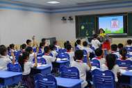 合肥中小學(xué)全面開啟“5+2”課后服務(wù)  記者探訪托管服務(wù)首日現(xiàn)狀