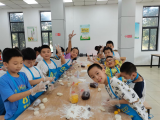 喜迎中秋节 合肥市一小学学生体验自己动手做月饼