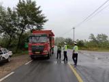 独山交通执法中队持续推进道路交通安全联合执法行动
