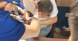 宝宝手指被水壶盖吸管口卡住 妈妈求助合肥消防