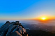 國慶假期第二日天柱山迎客流小高峰? 景區已接待游客2.58萬人次
