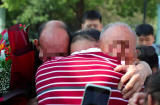 肥东一男子寻儿四十年终团圆：早年因困难送养致失联