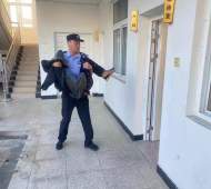 八旬老人摔傷滿身是泥 績溪民警“公主抱”及時送醫