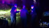 合肥一六旬老人雨夜醉倒路边  民警将他安全送回家