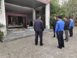 安巢經(jīng)開區(qū)城市管理局依法拆除四海花園項目售樓部