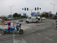 貨車與警車相撞致多名警員受傷 事發蚌埠一路口