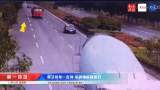 男子驾车一走神车辆跑偏撞路灯