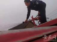 萧县一村民家中失火 民警化身“逆行者”奋勇扑救